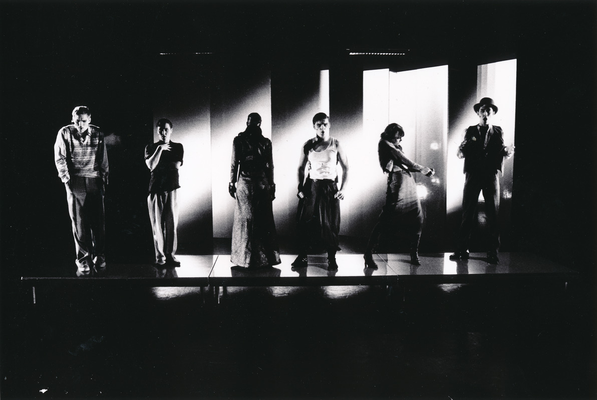 Fotografi fra Fakultet for scenekunst, 3BA skuespillere Dei sju dødssyndene - utvida versjon (2006) 