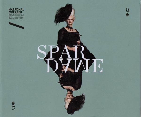 Forestillingsprogram for Den Norske Opera & Balletts produksjon Spar Dame (2018). 